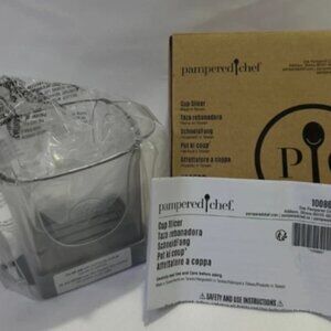 Pampered Chef Cup Slicer #100860 NIP Easily Slice Fruits and Vegetables